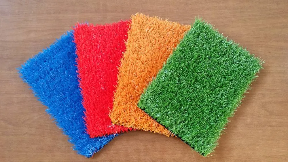 Prato sintetico colorato per bambini e per eventi Prato sintetico colorato per bambini e per eventi